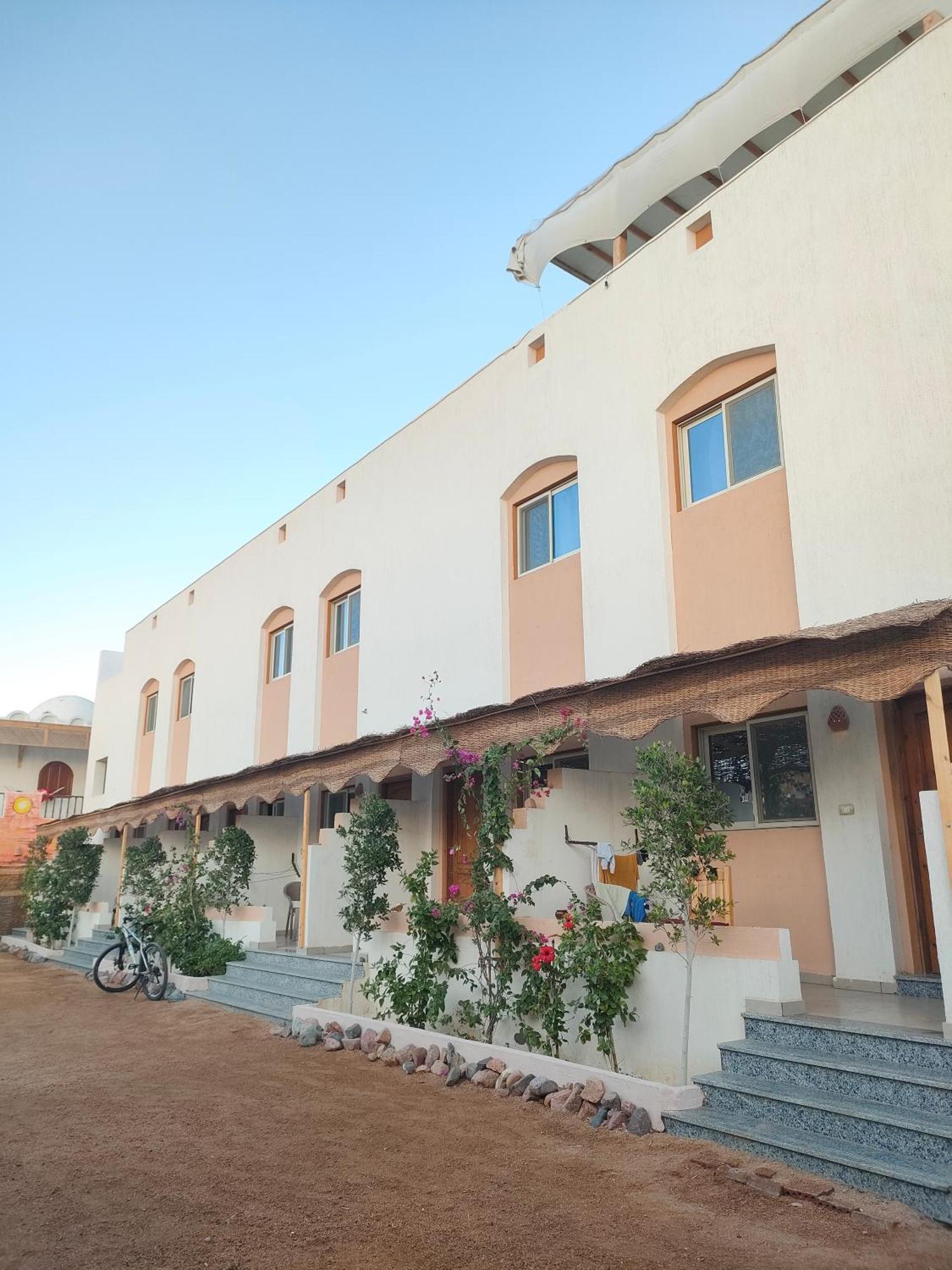 Al Deira Dahab Hotel Bagian luar foto